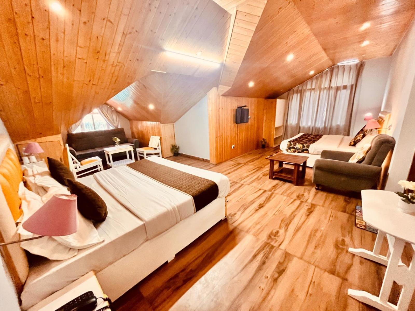 Hadimba Hill View By Hadimba Palace, Manali - Premium Room ! Family Hotel ! Parking ! Near Hadimba Temple 外观 照片