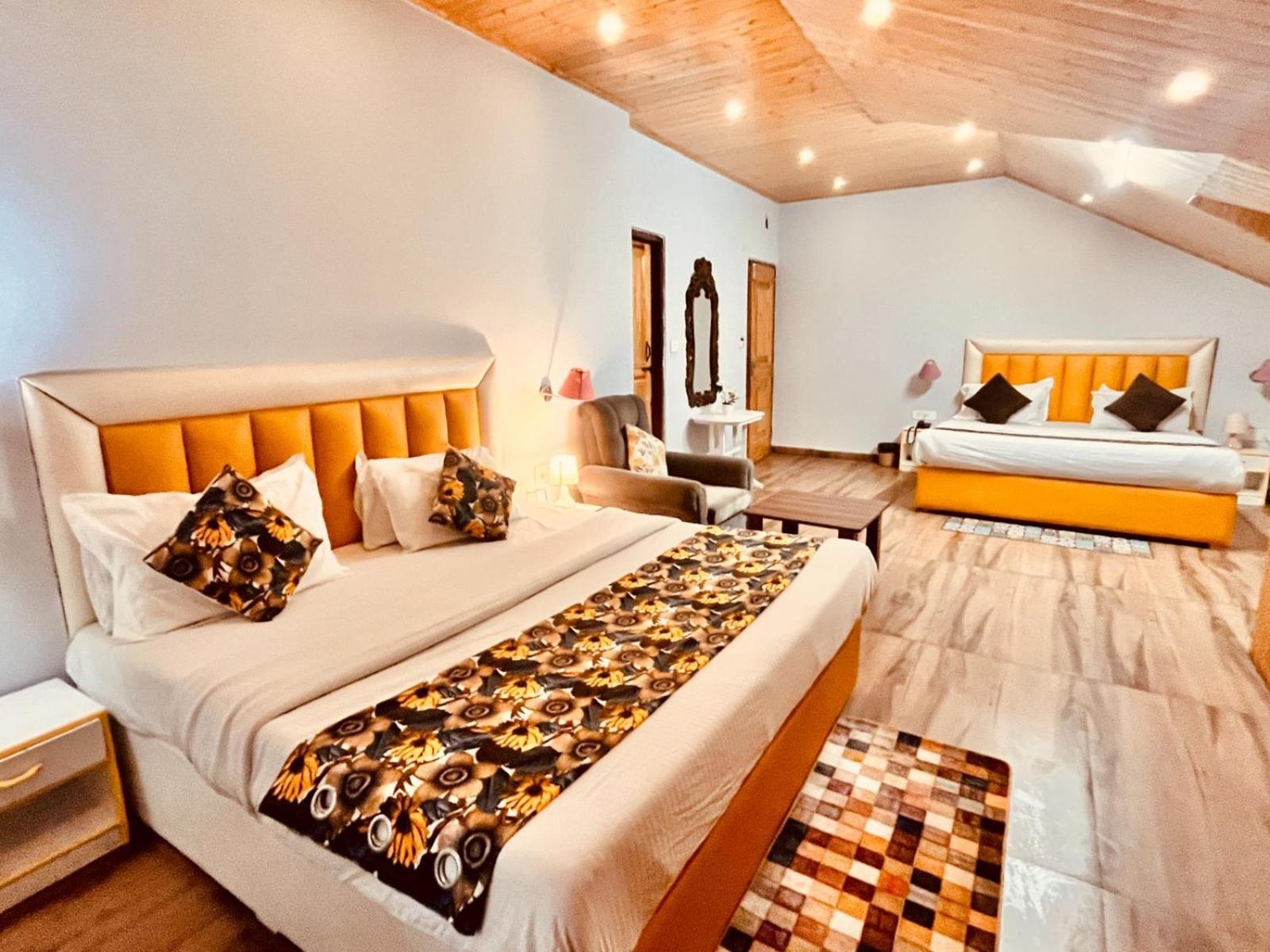 Hadimba Hill View By Hadimba Palace, Manali - Premium Room ! Family Hotel ! Parking ! Near Hadimba Temple 外观 照片